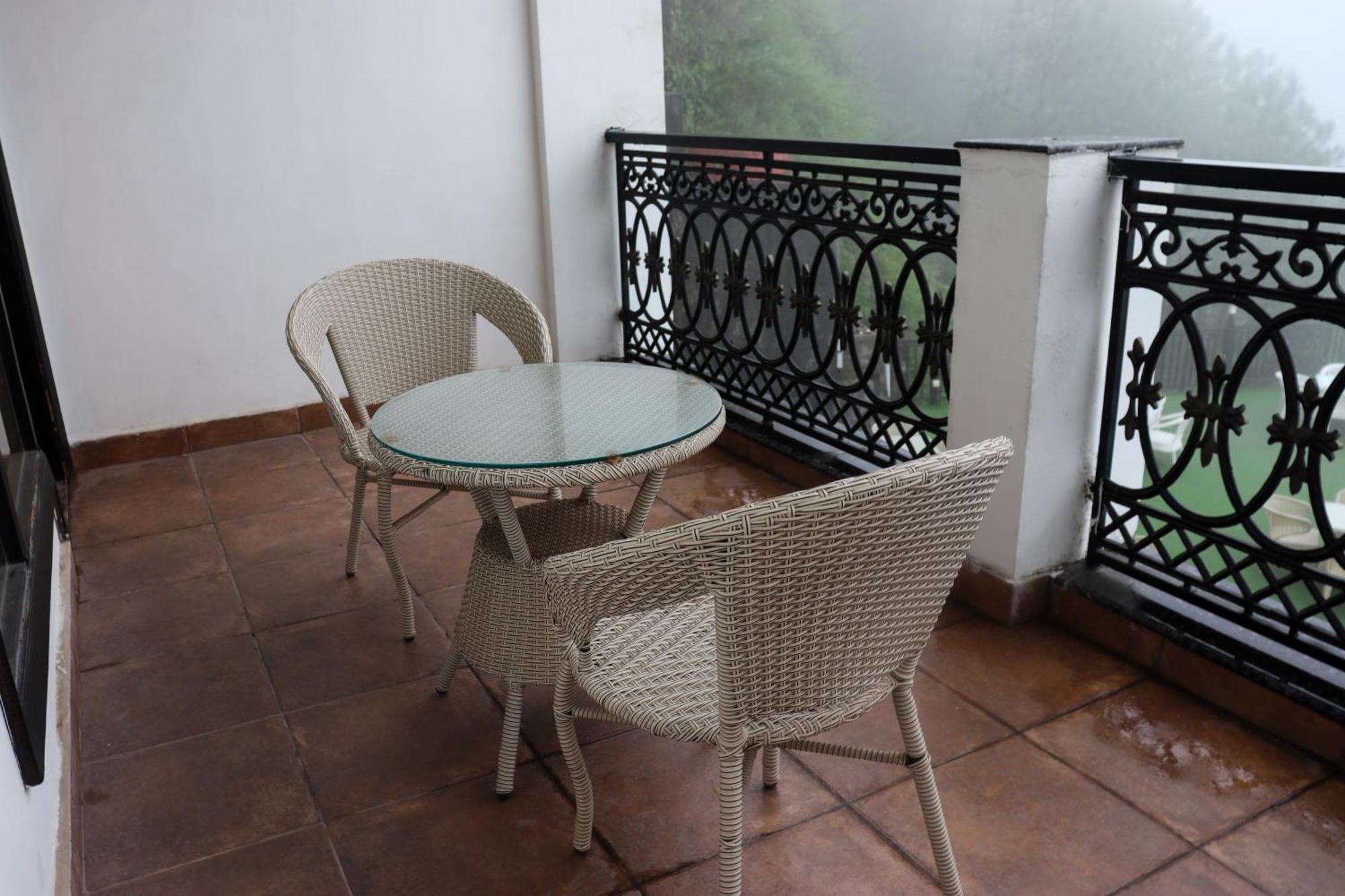 Hotel Rosetum Kasauli Exterior foto